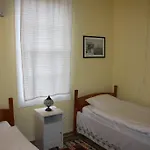 招待所 Istanbul 2*